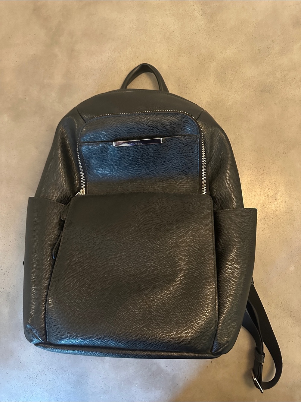 TUMI Black Pebbled Leather Backpack - Sleek Everyday Carry